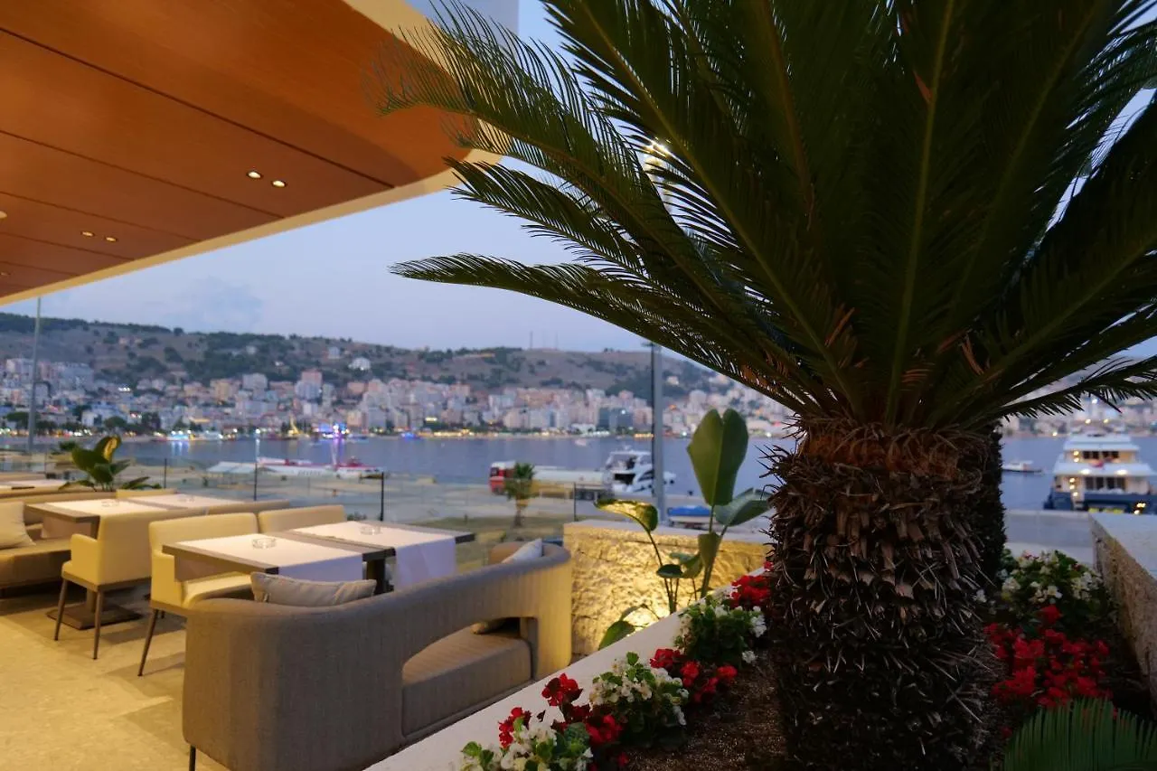 Yacht Premium Hotel Sarande
