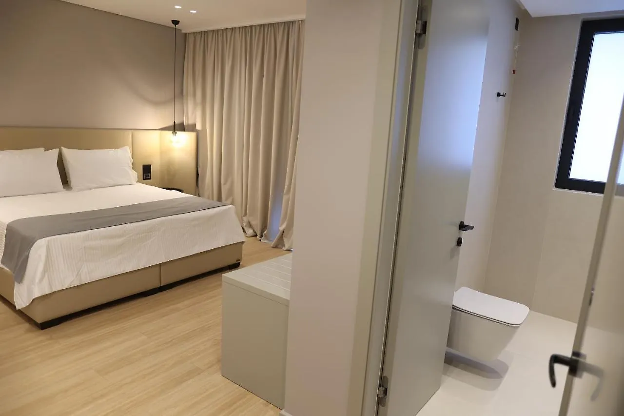 Yacht Premium Hotel Sarande Albania