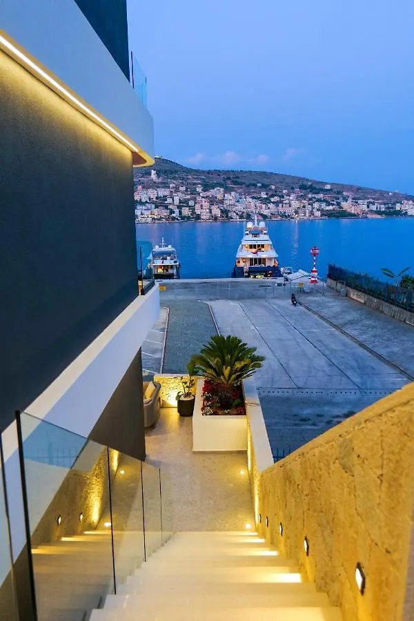 Yacht Premium Hotel Sarande