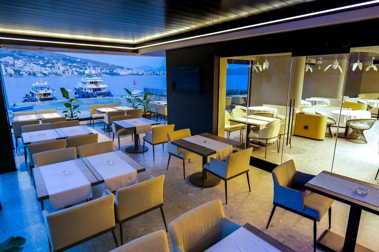 Yacht Premium Hotel Sarande