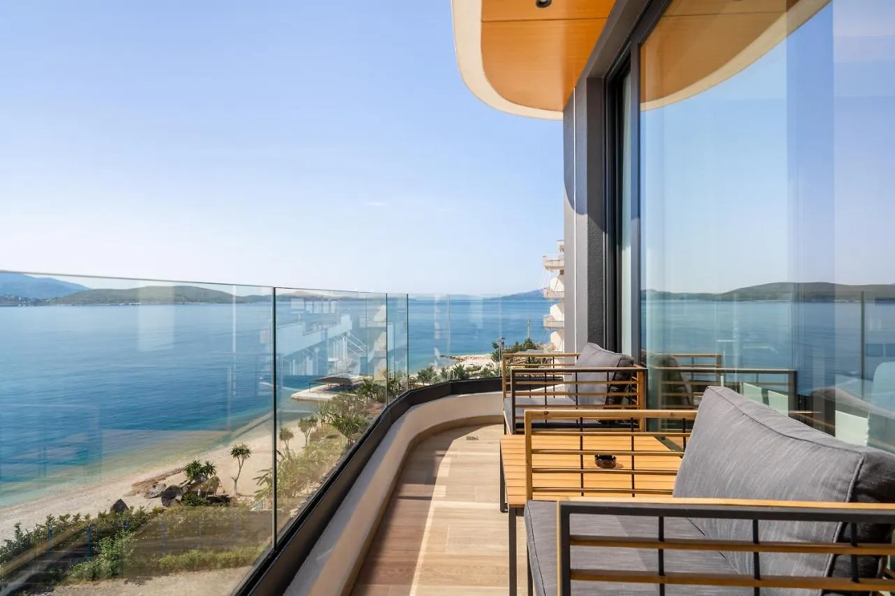 Yacht Premium Hotel Sarande