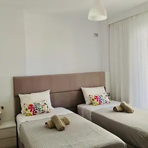 Sea And Sun Apartment