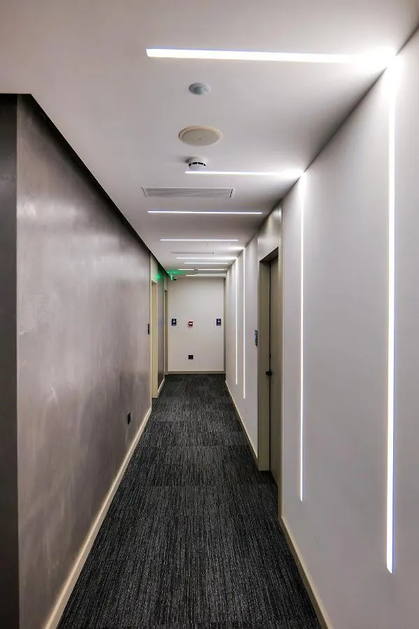 ****  Yacht Premium Hotel Sarandë Albanien