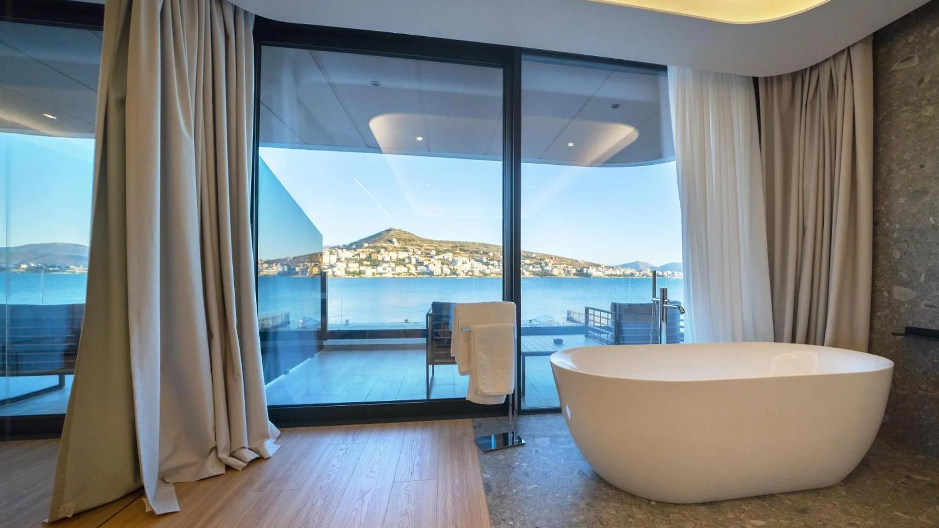 Alyacht Premium Hotel Sarande