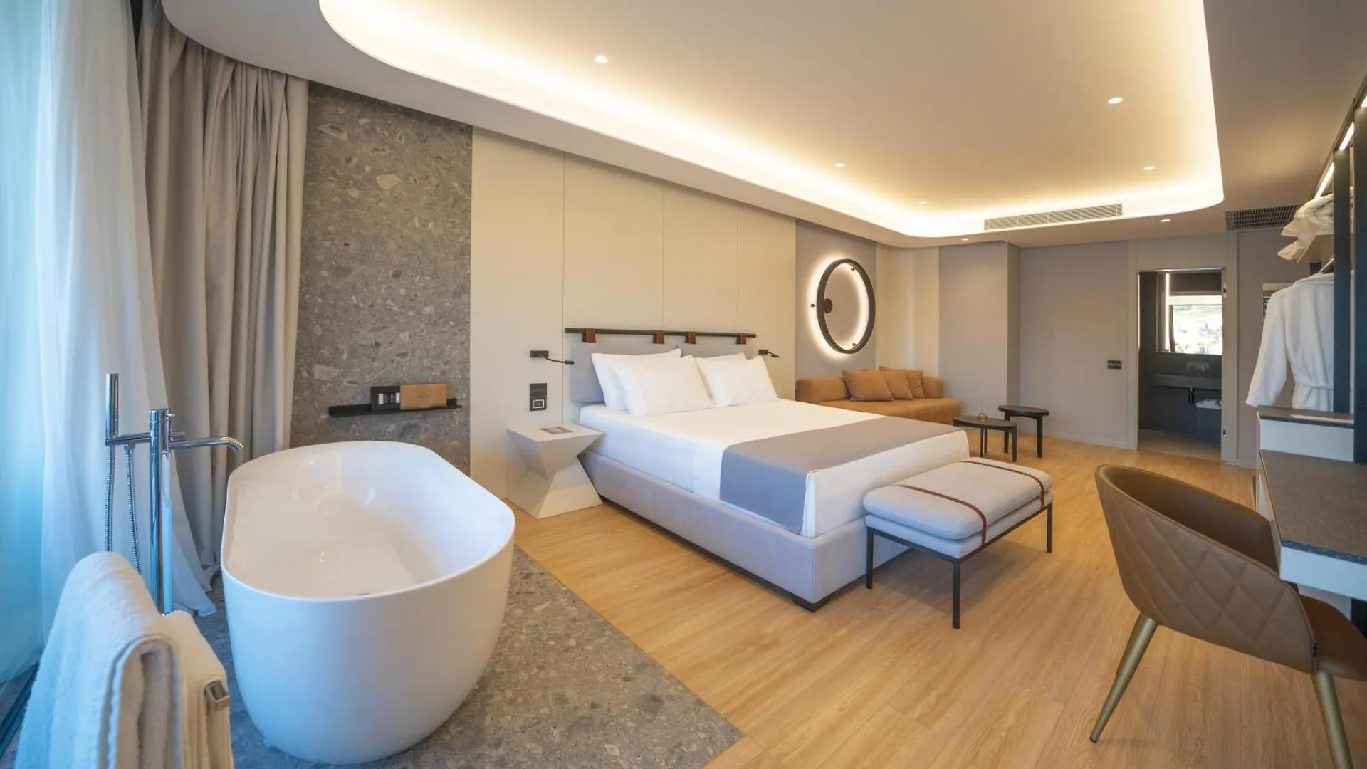 Yacht Premium Hotel Sarandë