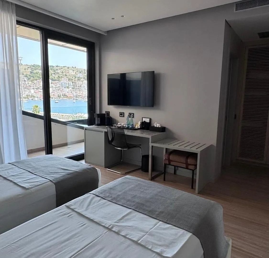 Alyacht Premium Hotel Sarande